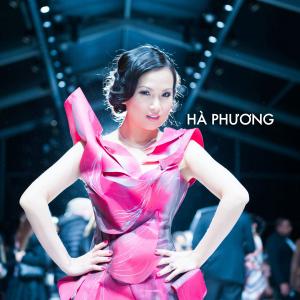 Ha Phuong at NY Fashion week 2015. www.haphuongworld.com www.haphuong.global haphuongfanpage