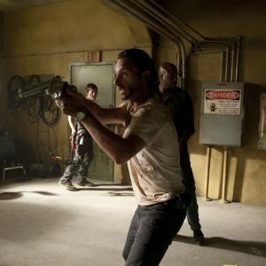 Still of Norman Reedus, Andrew Lincoln and Vincent M. Ward in Vaikstantys numireliai (2010)