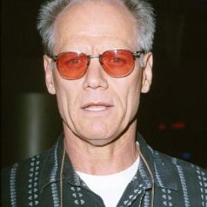 Fred Dryer at event of The Way of the Gun 2000