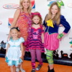 Alyvia Alyn Lind with family Barbara Alyn Woods, Emily Alyn Lind and Nataie Alyn Lind at Ronald McDonald fundraiser