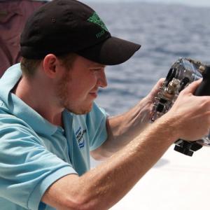 Steve Ramsden shooting Underwater Action with 5D MkII and Underwater Housing in the Philippines