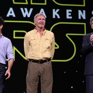 Harrison Ford, J.J. Abrams and Alan Horn at event of Zvaigzdziu karai: galia nubunda (2015)