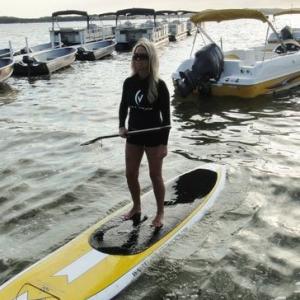 Gina Stand Up Paddle Surfing