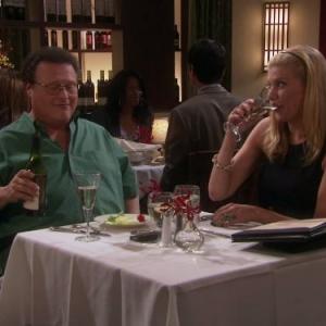 Still of Wayne Knight and Kristen Johnston in The Exes 2011