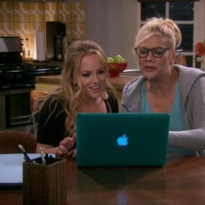 Still of Kristen Johnston and Kelly Stables in The Exes 2011