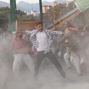Still of Akshay Kumar in Rowdy Rathore (2012)