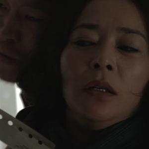 Still of Jung-Jin Lee and Min-soo Jo in Pieta (2012)