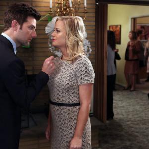 Still of Adam Scott and Amy Poehler in Parks and Recreation 2009