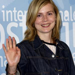 Isabelle Carré at event of Les sentiments (2003)