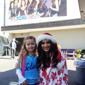 Rylan Lee & Victoria Justice on the set of Victorious