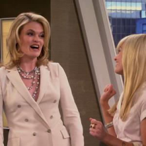 Still of Missi Pyle and Beth Behrs in 2 Broke Girls 2011
