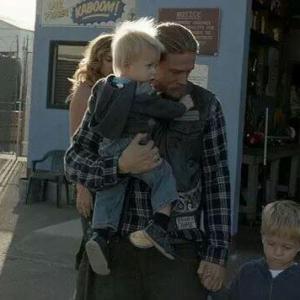Evan Londo with Charlie Hunnam and Drea De Matteo on Sons of Anarchy Series Finale Season 7