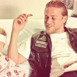 Evan Londo and Charlie Hunnam in Sons of Anarchy Outtake