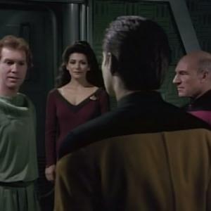 Still of Marina Sirtis, Brent Spiner, Patrick Stewart and Harry Groener in Star Trek: The Next Generation (1987)