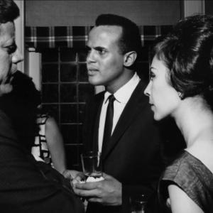 Still of Harry Belafonte in Sing Your Song 2011