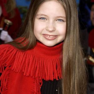 Daveigh Chase at event of The Santa Clause 2 (2002)