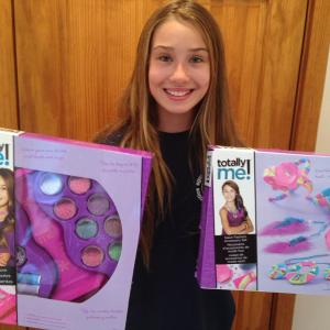 Kylie on 2 ToysRUs craft boxes!