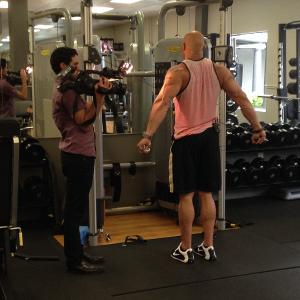 Aaron Williamson at Francos on Magazine St demonstrating various exercises for the news