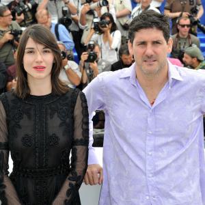 Adolfo Jiménez Castro and Nathalia Acevedo at event of Post Tenebras Lux (2012)