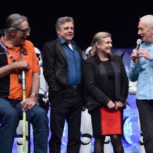 Anthony Daniels Carrie Fisher Mark Hamill and Peter Mayhew at event of Zvaigzdziu karai galia nubunda 2015