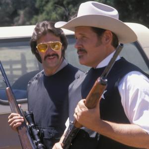 Still of William Forsythe and Dave Sheridan in The Devils Rejects 2005