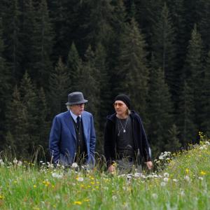 Still of Michael Caine and Paul Dano in Jaunyste 2015