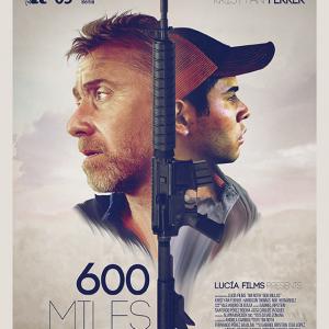 Tim Roth and Kristyan Ferrer in 600 Millas 2015