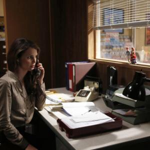 Still of Keri Russell and The Americans in The Americans (2013)