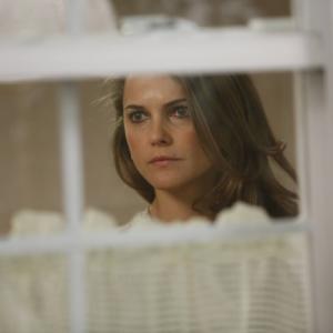 Still of Keri Russell and The Americans in The Americans (2013)