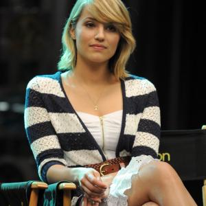Dianna Agron at event of Glee (2009)