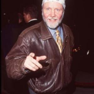 Jon Voight at event of The Thin Red Line 1998