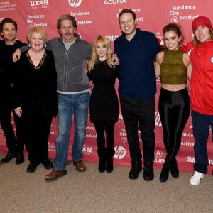 Gary Cole Dale Raoul Bryan Buckley Sebastian Stan Melissa Rauch Ellery Sprayberry Thomas Middleditch Winston Rauch and Haley Lu Richardson at event of The Bronze 2015