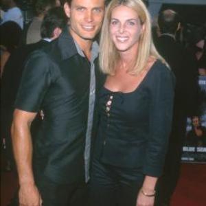 Casper Van Dien and Catherine Oxenberg at event of Deep Blue Sea (1999)