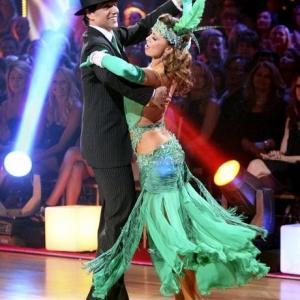 Still of Ralph Macchio and Karina Smirnoff in Dancing with the Stars 2005