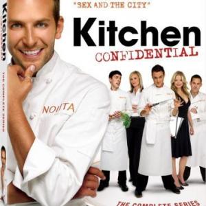 Nicholas Brendon Bradley Cooper John Francis Daley Jaime King Bonnie Somerville and Owain Yeoman in Kitchen Confidential 2005