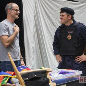 Dean Neistat right and Michael Kelly on the set of House of Cards Season 3