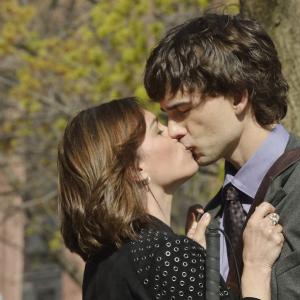 Still of Amy Jo Johnson and Christopher Gorham in Covert Affairs 2010