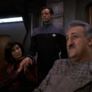 Still of Brian George, Alexander Siddig and Fadwa El Guindi in Star Trek: Deep Space Nine (1993)