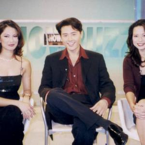 Hosting Showbuzz, Singapore's top rated prime time entertainment news program, with Lauretta Alabons and Andrea De Cruz.