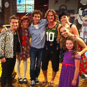 Jena Skodje with the cast of Some Assembly Required September 2013
