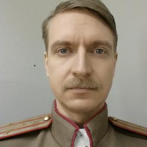 Soviet officer Punainen kolmio 2015