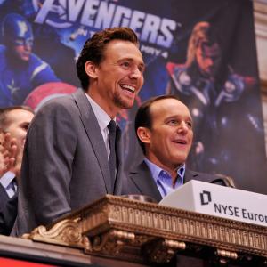 Clark Gregg and Tom Hiddleston at event of Kersytojai 2012