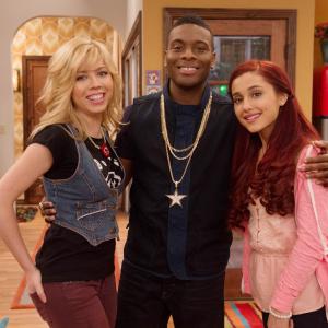 Still of Kel Mitchell, Jennette McCurdy and Ariana Grande in Sam & Cat (2013)