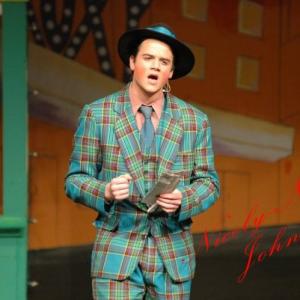 Still of John Derba as Nicely Nicely Johnson, in the musical Guys and Dolls (2009)