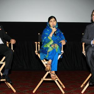 Still of Malala Yousafzai and Ziauddin Yousafzai in He Named Me Malala 2015