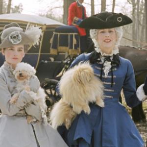 Still of Shirley Henderson and Molly Shannon in Marie Antoinette 2006
