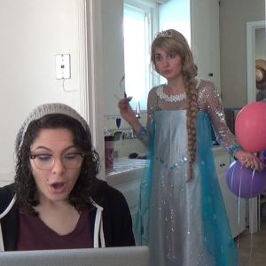 Comedy TV Series Perfect Roomies  Queen Elsa