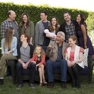 Still of James Brolin, Dianne Wiest, Colin Hanks, Thomas Sadoski, Betsy Brandt, Zoe Lister-Jones, Dan Bakkedahl, Angelique Cabral, Holly J. Barrett, Giselle Eisenberg and Niall Cunningham in Life in Pieces (2015)