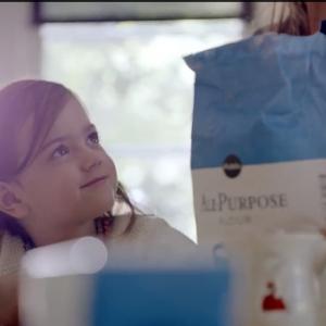 Abby Ryder Fortson Starring in the 2013 Publix Christmas Commercial Visitor