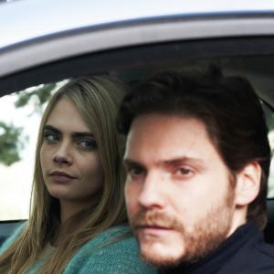 Still of Daniel Brühl and Cara Delevingne in The Face of an Angel (2014)